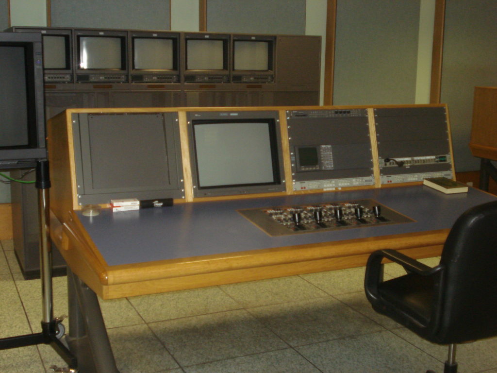 Consoles - Image 11